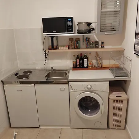 Apartment Duje 2 *